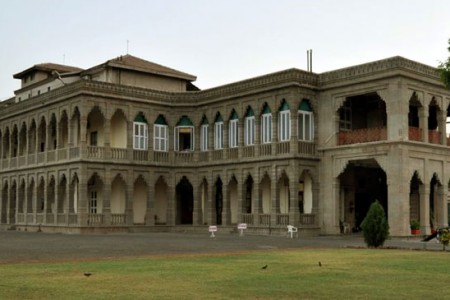 Nilambagh-Palace-Bhavnagar
